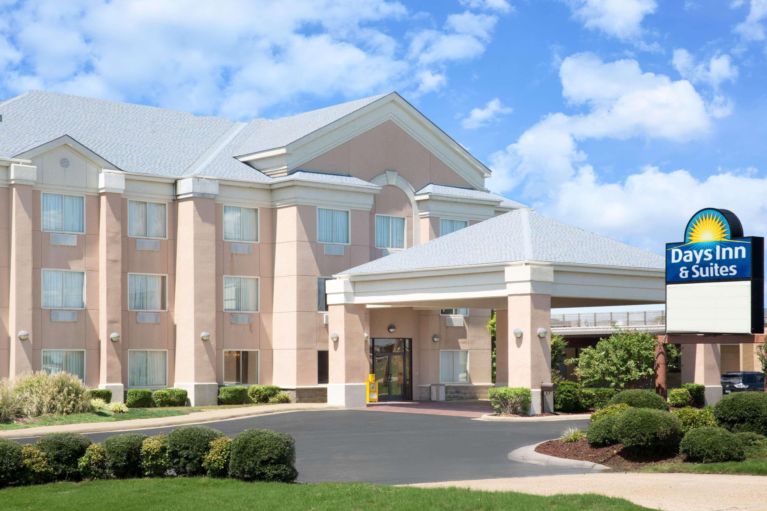 Days Inn & Suites By Wyndham Pocahontas Exterior foto