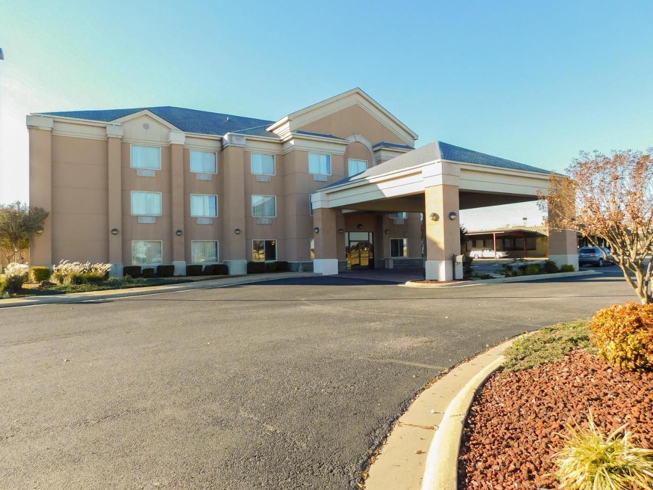 Days Inn & Suites By Wyndham Pocahontas Exterior foto